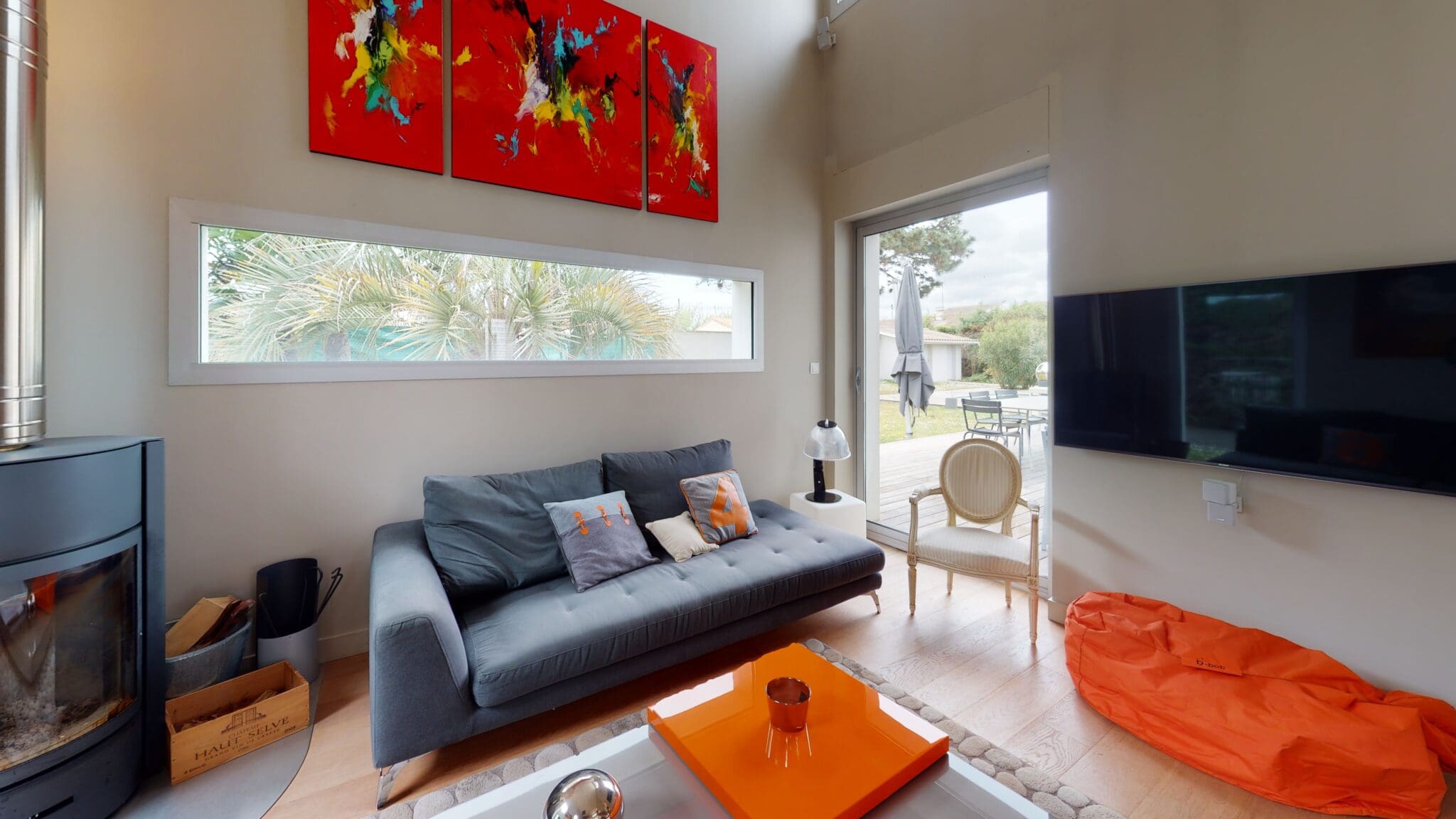 Villenave-Dornon-Living-Room